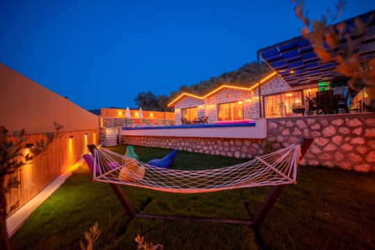 Villa Stone House Yeşilköy